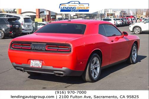 2015 Dodge Challenger SXT