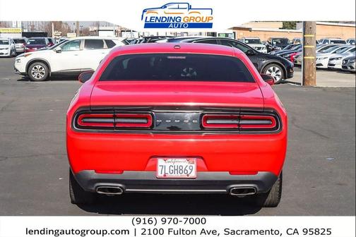 2015 Dodge Challenger SXT