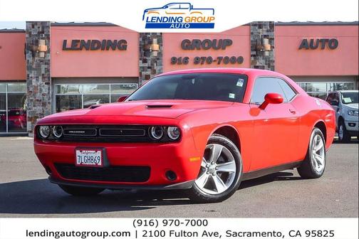 2015 Dodge Challenger SXT