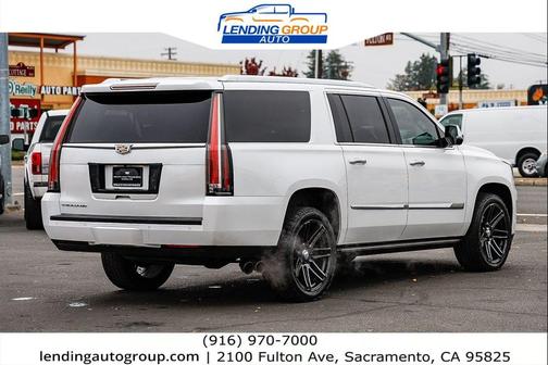 2016 Cadillac Escalade ESV Platinum