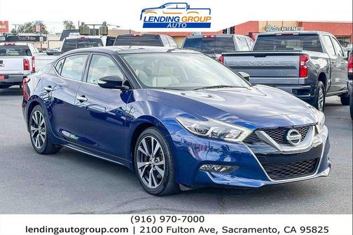 Deep Blue Pearl 2017 Nissan Maxima 3.5 SL