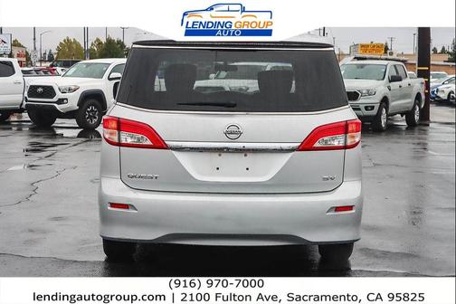 2017 Nissan Quest SV