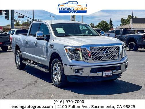 2017 Nissan Titan XD SL