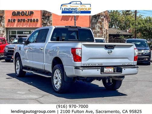 2017 Nissan Titan XD SL