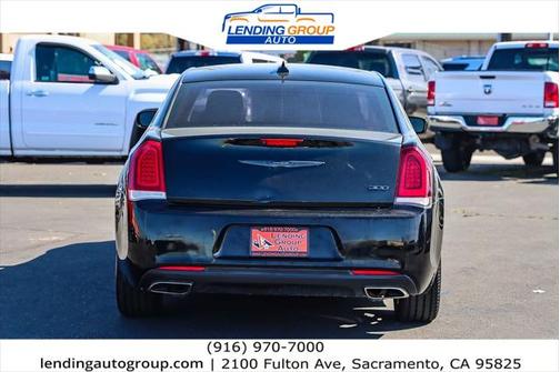 2020 Chrysler 300 Touring