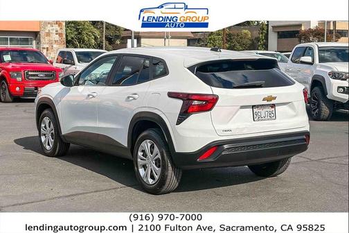 Summit White 2024 Chevrolet Trax LS