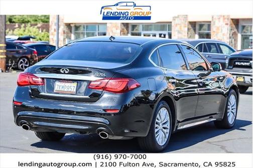 2015 INFINITI Q70L 3.7