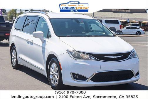 2018 Chrysler Pacifica Touring-L Plus