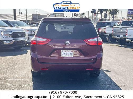 2015 Toyota Sienna LE