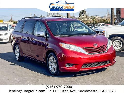 2015 Toyota Sienna LE