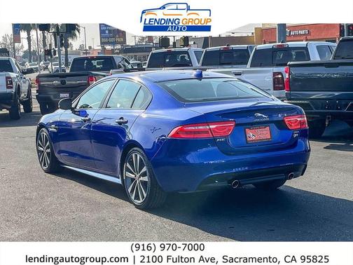 2017 Jaguar XE 35t R-Sport