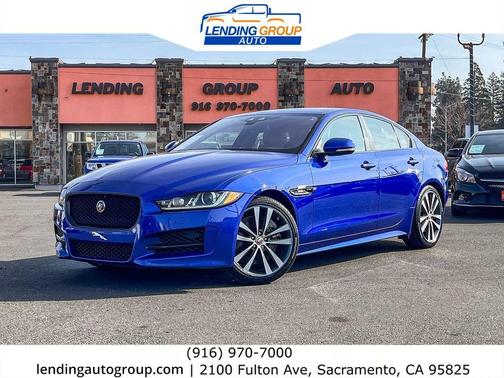 2017 Jaguar XE 35t R-Sport