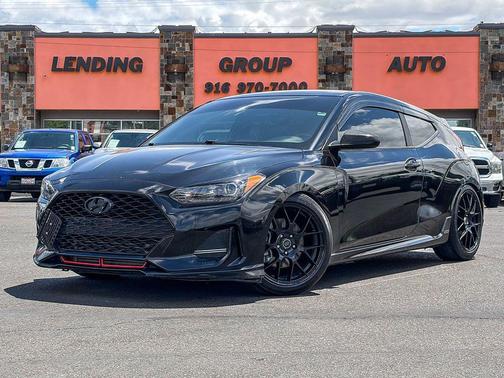 Ultra Black 2020 Hyundai Veloster Base