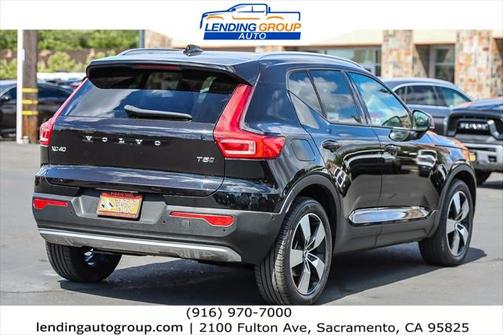 2019 Volvo XC40 T5 Momentum
