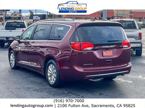 2018 Chrysler Pacifica Touring-L
