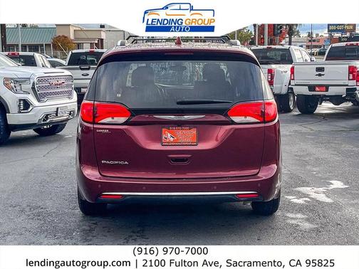 2018 Chrysler Pacifica Touring-L