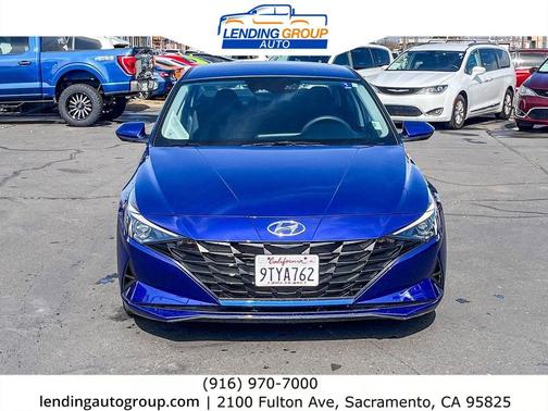 2022 Hyundai ELANTRA SEL