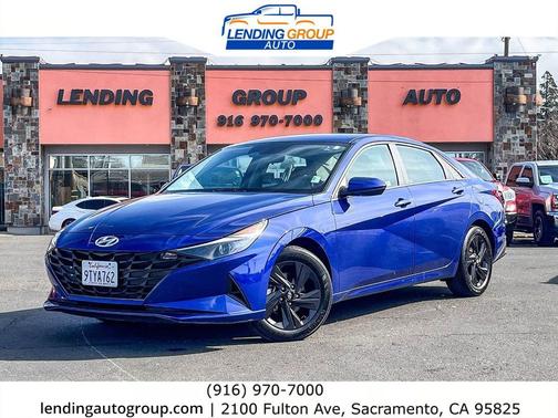 2022 Hyundai ELANTRA SEL