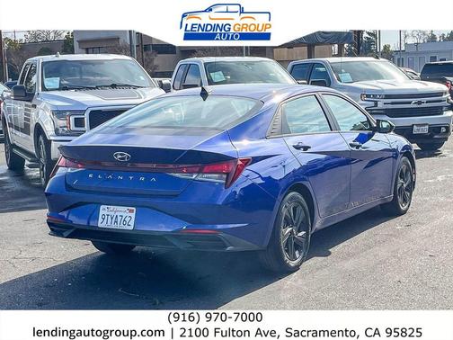 2022 Hyundai ELANTRA SEL