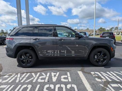 2024 Jeep Grand Cherokee Limited X