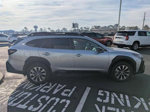 2025 Subaru Outback Limited XT