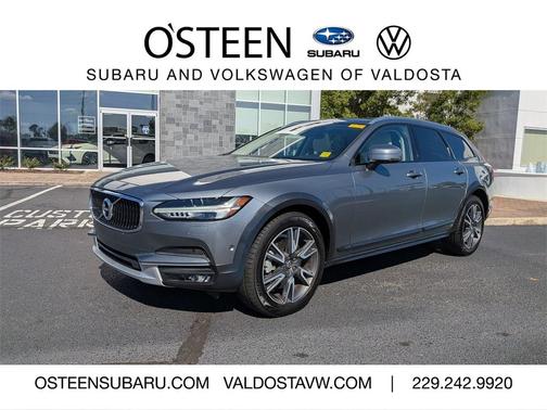 2017 Volvo V90 Cross Country T6