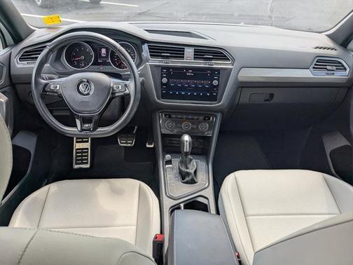 2021 Volkswagen Tiguan 2.0T SE R-Line Black
