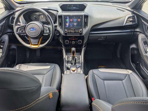 Crystal White Pearl 2025 Subaru Forester Wilderness