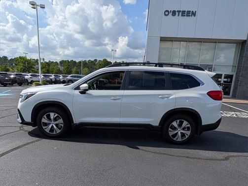 2024 Subaru Ascent Premium 8-Passenger