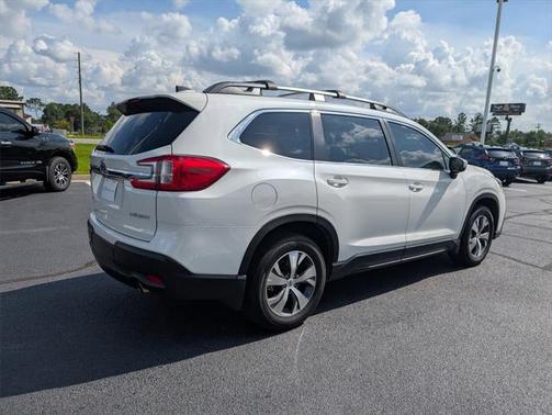 2024 Subaru Ascent Premium 8-Passenger