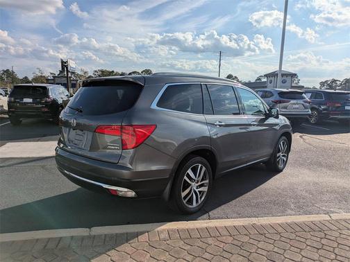 2017 Honda Pilot Touring