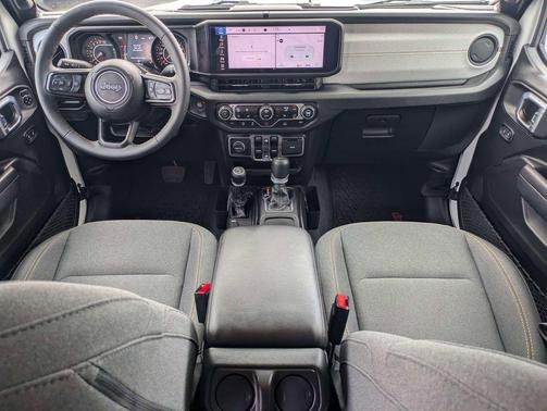 Bright White Clearcoat 2024 Jeep Gladiator Sport S