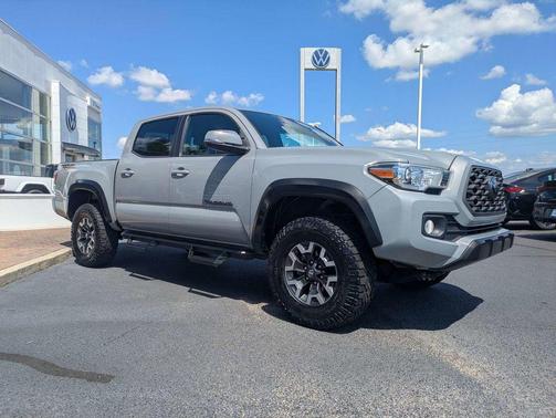 Cement 2021 Toyota Tacoma TRD Off Road