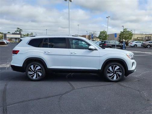 2025 Volkswagen Atlas 2.0T SEL