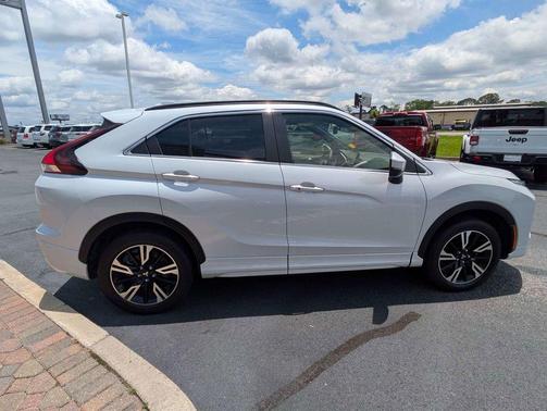 White Diamond 2023 Mitsubishi Eclipse Cross SEL