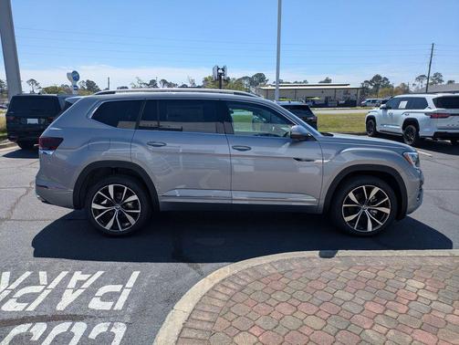 Silver Mist Metallic 2026 Volkswagen Atlas 2.0T SEL Premium R-Line 4MOTION
