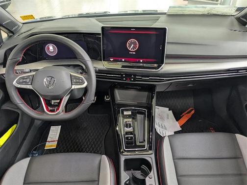 2026 Volkswagen Golf GTI 2.0T SE DSG