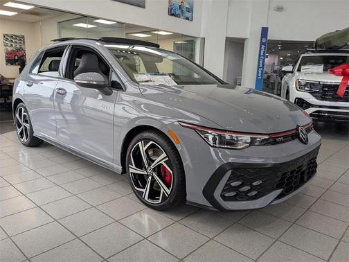 2026 Volkswagen Golf GTI 2.0T SE DSG