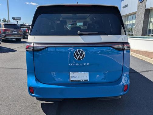 2025 Volkswagen ID. Buzz Pro S Plus