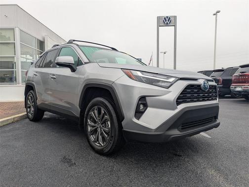 2024 Toyota RAV4 Hybrid XLE Premium