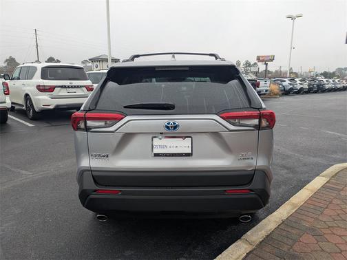 2024 Toyota RAV4 Hybrid XLE Premium