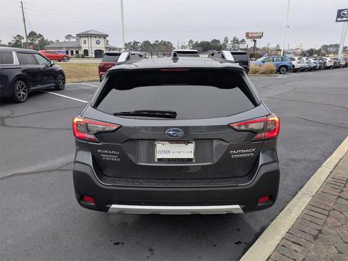 2025 Subaru Outback Touring XT