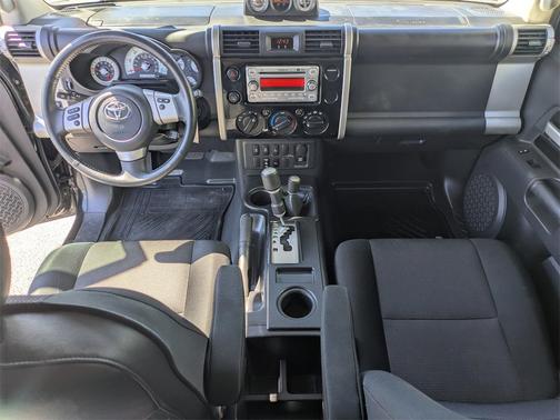 2014 Toyota FJ Cruiser Base