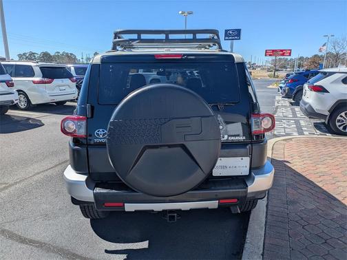 2014 Toyota FJ Cruiser Base