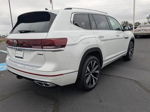 2026 Volkswagen Atlas 2.0T SEL Premium R-Line 4MOTION