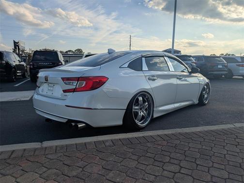 2020 Honda Accord Touring 2.0T