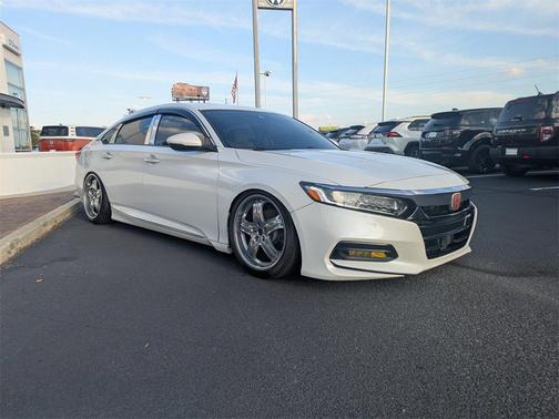 2020 Honda Accord Touring 2.0T