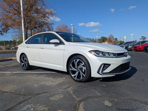 2025 Volkswagen Jetta 1.5T SEL