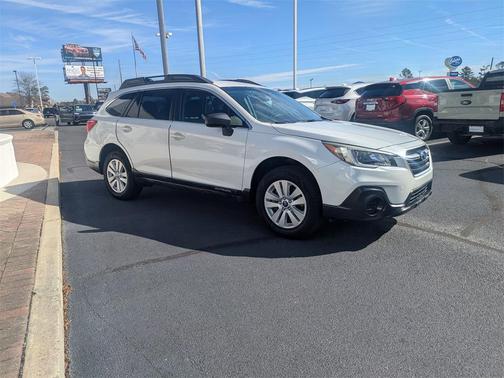 2019 Subaru Outback 2.5i
