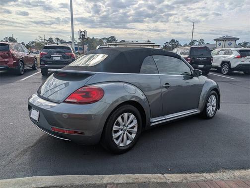2018 Volkswagen Beetle 2.0T S